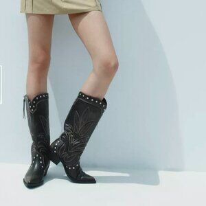 Zara Women's Western Boots size 6 --Vegan/All Man-Made Material